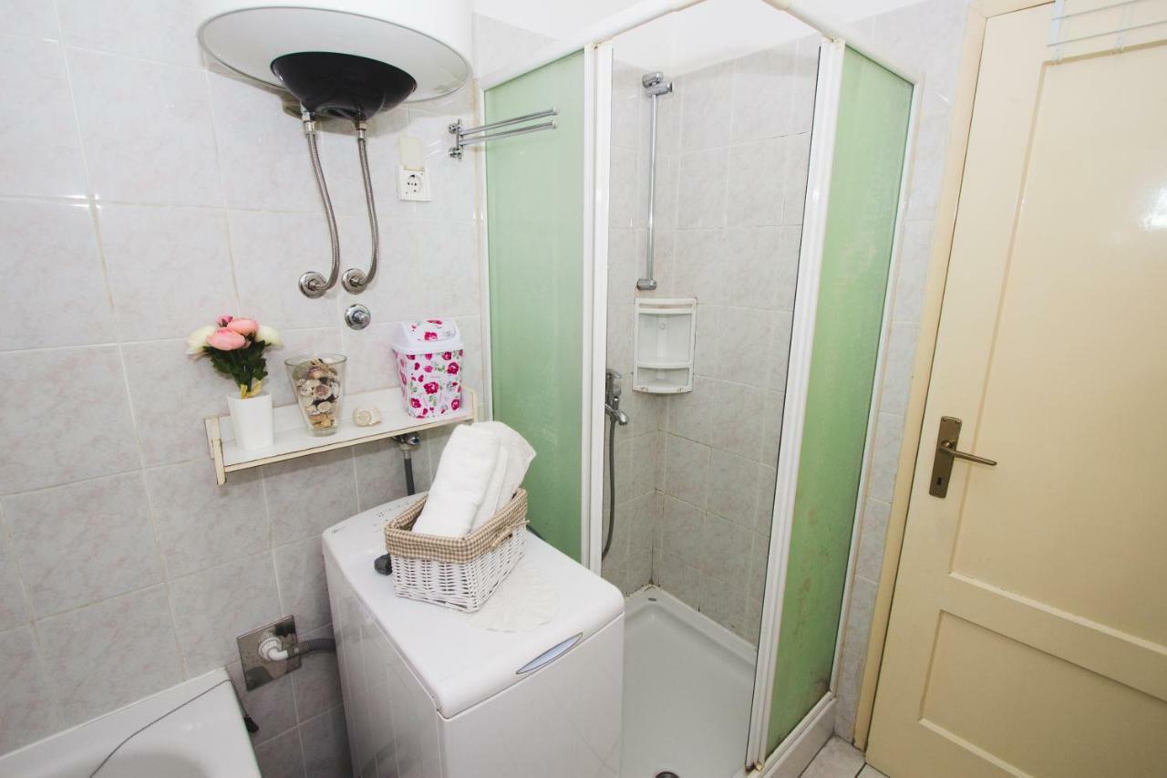 שיבניק Apartment Ema מראה חיצוני תמונה