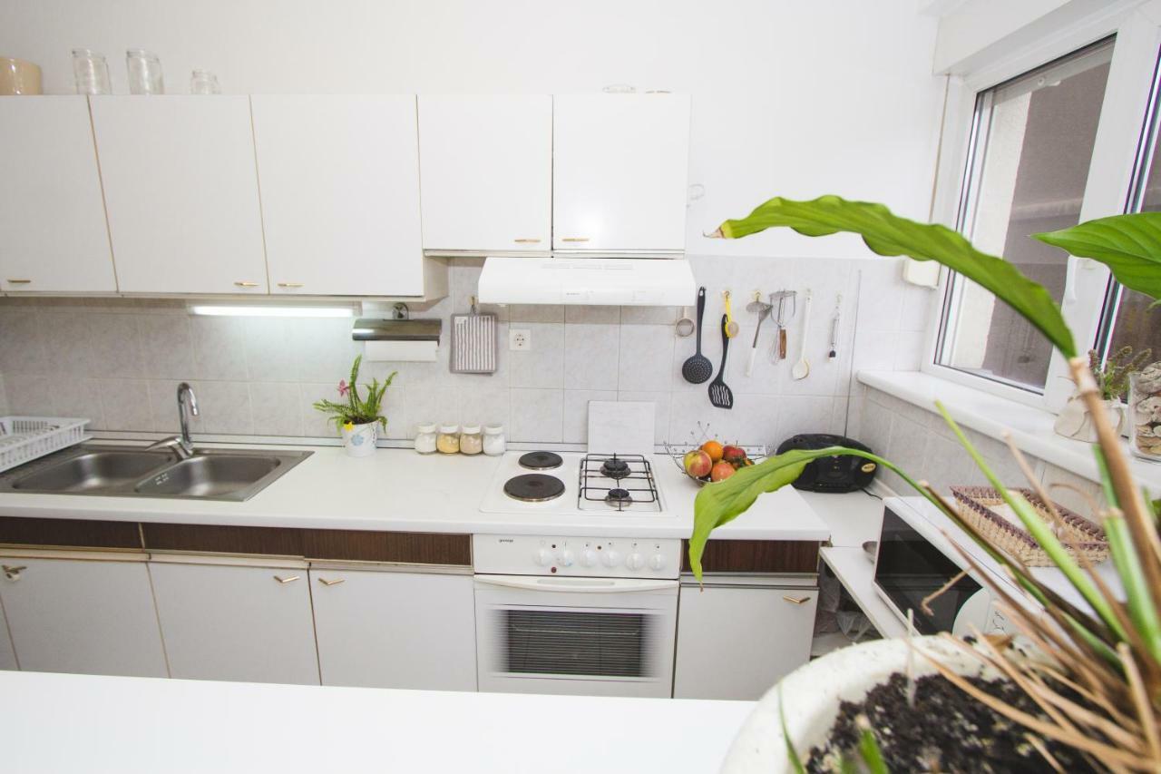 שיבניק Apartment Ema מראה חיצוני תמונה